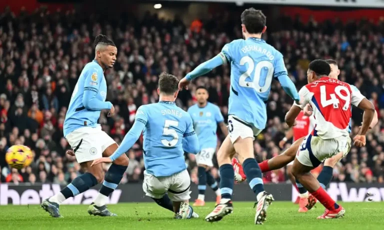 ไมล์ส ลูอิส สเคลลี่